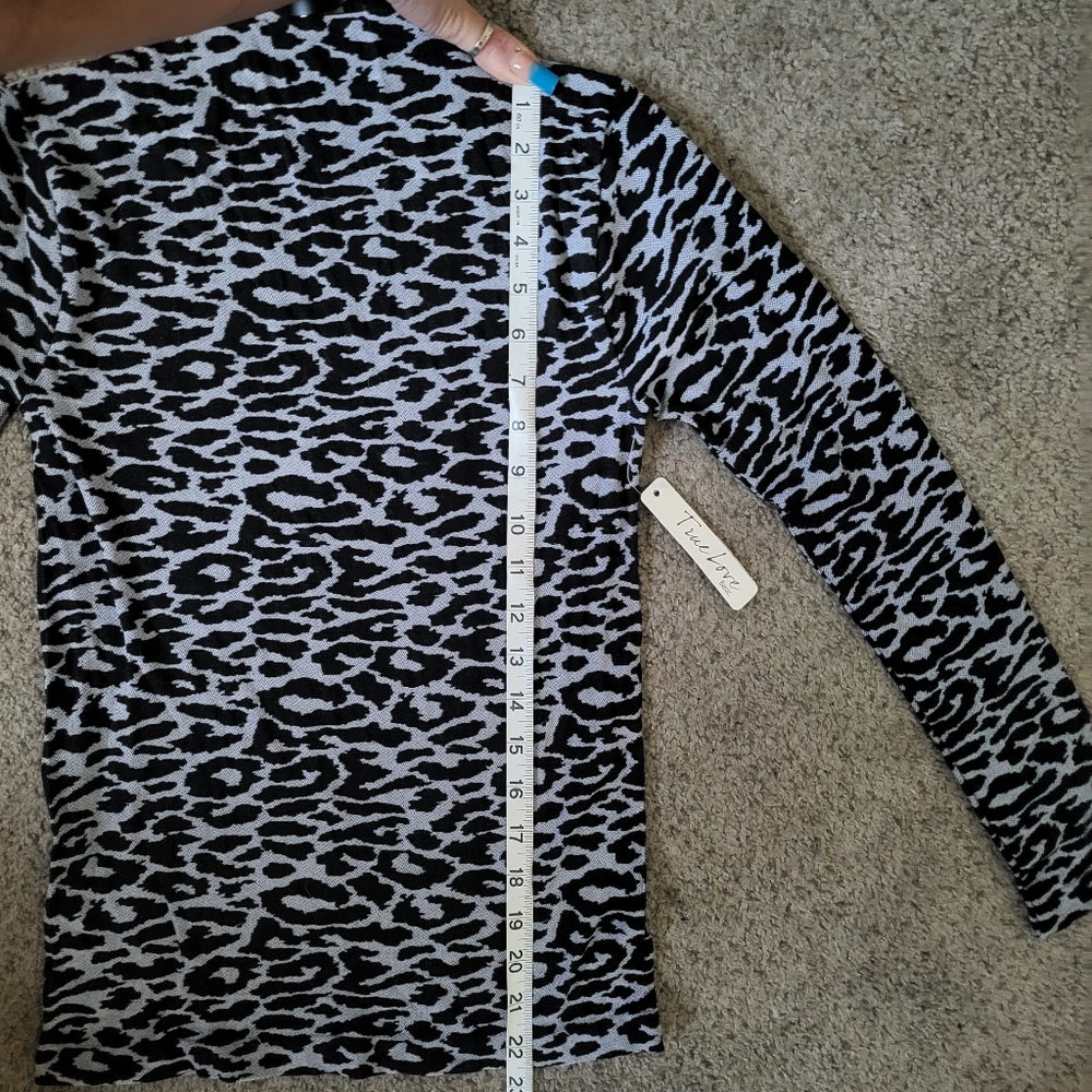 Leopard Turtle Neck - Picture 5 of 6